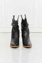Load image into Gallery viewer, MMShoes Better in Texas Scrunch Cowboy Boots in Black