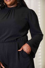 Load image into Gallery viewer, Culture Code Full Size Open Back Romper with Pockets