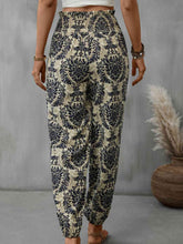 Load image into Gallery viewer, Smocked Waist Pants with Pockets
