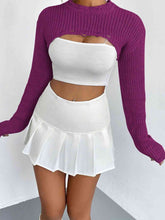 Load image into Gallery viewer, Distressed Long Sleeve Cropped Sweater