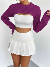 Load image into Gallery viewer, Distressed Long Sleeve Cropped Sweater