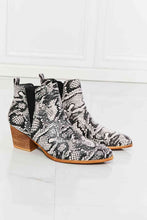 Load image into Gallery viewer, MMShoes Back At It Point Toe Bootie in Snakeskin
