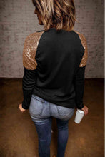 Load image into Gallery viewer, Ghost Graphic Sequin Long Sleeve T-Shirt