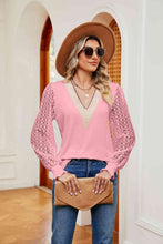 Load image into Gallery viewer, Contrast V-Neck Long Sleeve Blouse