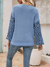 Load image into Gallery viewer, Leopard Crisscross V-Neck Sweater