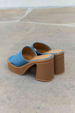 Load image into Gallery viewer, Weeboo Essential Platform Heel Sandals