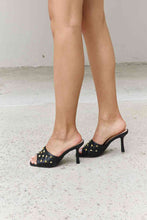 Load image into Gallery viewer, Forever Link Square Toe Quilted Mule Heels in Black